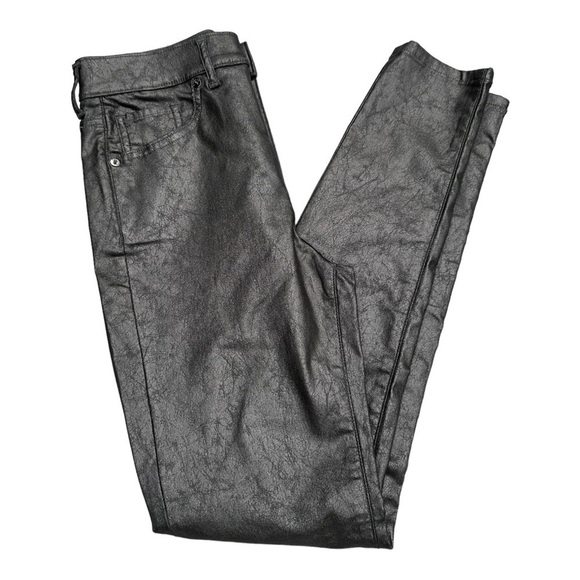 Sold - Picture 5 of 8